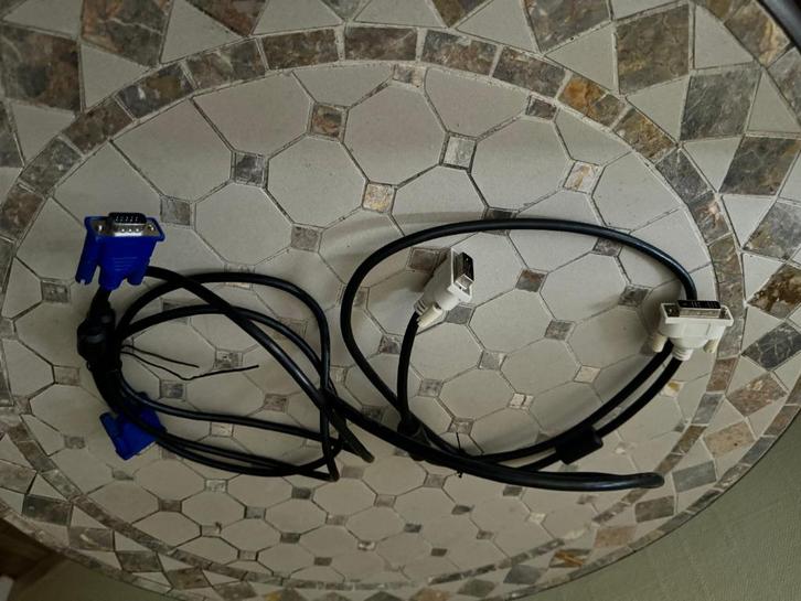 3 VGA monitor kabels – zwart - 1.5 meter - per lot 10€, Computers en Software, Pc- en Netwerkkabels, Nieuw, Ophalen of Verzenden