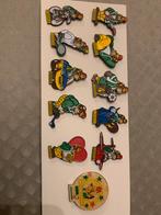 Lot de 11 épingles Charlie rétro, Collections, Enlèvement ou Envoi, Comme neuf