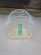 Une Cage pour oiseaux bonne état 20€, Animaux & Accessoires, Enlèvement ou Envoi, Comme neuf