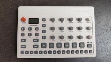 Elektron Model Samples beschikbaar voor biedingen