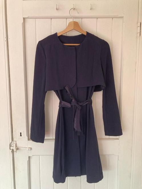 Donkerblauwe lange jas (model: trenchcoat), Vêtements | Femmes, Vestes & Costumes, Comme neuf, Manteau, Taille 36 (S), Bleu, Enlèvement