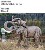 Mega grote olifant met baby op rug beeld, Tuin en Terras, Ophalen