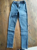 Mooie jeans van de Zara maat 140., Ophalen of Verzenden, Zo goed als nieuw, Meisje, Broek