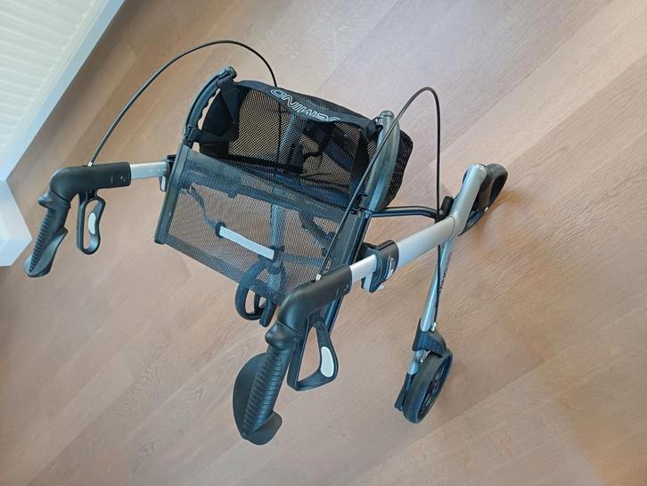 Gemino 20 grijs, Diversen, Rollators, Zo goed als nieuw, Lichtgewicht, Opvouwbaar, Ophalen