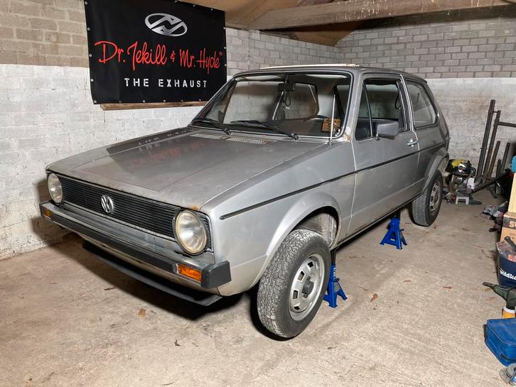 Golf mk1 1977, Auto's, Volkswagen, Particulier, Golf, Benzine, 3 deurs, Handgeschakeld, Zilver of Grijs, Voorwielaandrijving, Ophalen