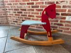 Houten schommelpaard, Enlèvement, Utilisé