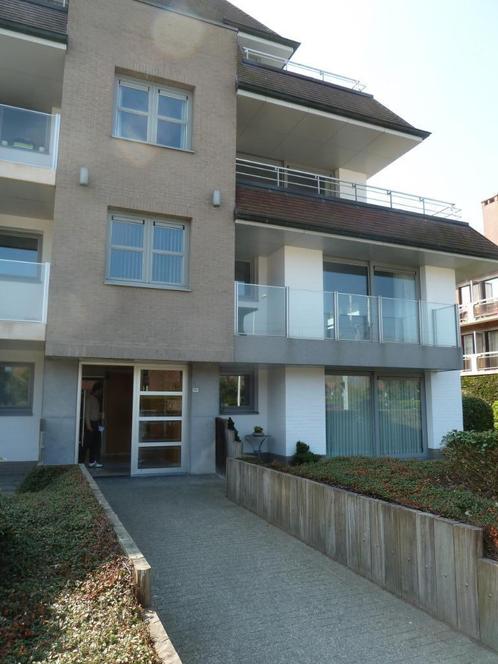 Last minute nieuwpoort bad 6 personen 100 euro per dag, Vakantie, Vakantie | Aanbiedingen en Last minute, Eigenaar