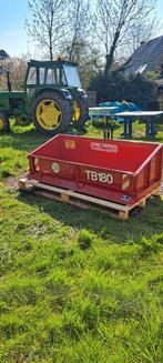 Bennette tracteur basculante manuelle avec lame de chargemen, Ophalen