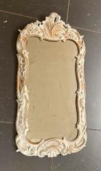 Très ancien miroir en bois doré et patiné