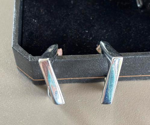 Heel toffe, speciale oorbellen van Calvin Klein, Handtassen en Accessoires, Oorbellen, Zo goed als nieuw, Knopjes of Stekers, Overige materialen