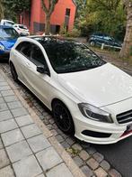 Mercedes A180-klasse, Auto's, Voorwielaandrijving, Euro 5, Zwart, Alcantara