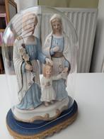 Beeld biscuit heilige familie 26 cm onder stolp 30 cm, Antiek en Kunst, Ophalen