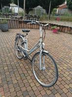 Damesfiets Batavus, Fietsen en Brommers, Ophalen, Zo goed als nieuw, Batavus, Versnellingen