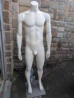 Mannequin homme Tommy Hilfiger, Enlèvement