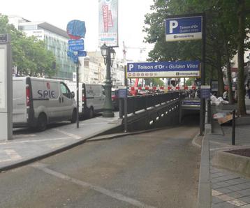 Garage te huur in  beschikbaar voor biedingen