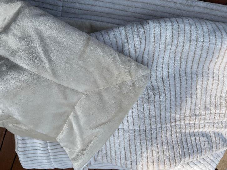 Super zachte deken, Kinderen en Baby's, Dekens, Slaapzakjes en Inbakerproducten, Zo goed als nieuw, Deken, 100 cm of meer, Ophalen of Verzenden