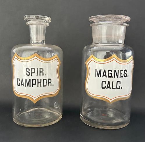 set van 2 decoratieve oude apothekers flessen, Antiek en Kunst, Curiosa en Brocante, Ophalen of Verzenden