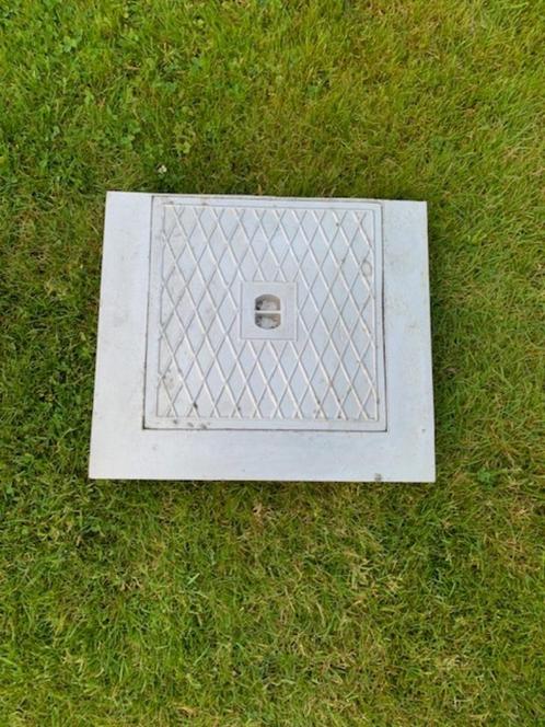 Putdeksels, Doe-het-zelf en Bouw, Buizen en Afvoer, Aluminium, Ophalen of Verzenden