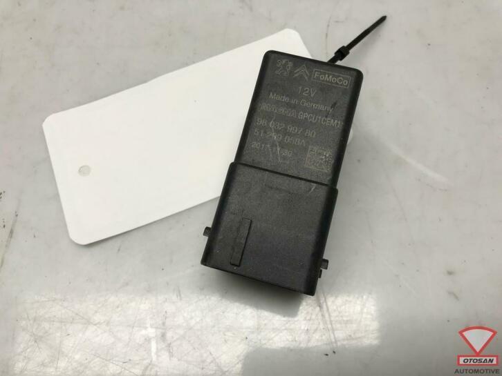 peugeot citroen voorgloei gloei relais 9803299780, Auto-onderdelen, Elektronica en Kabels, Peugeot, Gebruikt