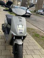 AGM Qube scooter, Fietsen en Brommers, Gebruikt, Ophalen