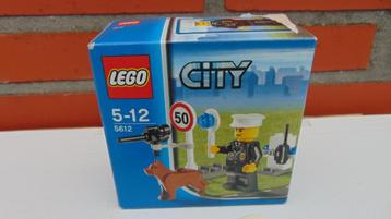 Lego 5612 City Politieagent beschikbaar voor biedingen
