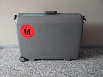 reiskoffer Samsonite beschikbaar voor biedingen