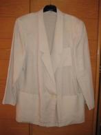 Witte damesblazer - maat 40 - vintage, Vêtements | Femmes, Pulls & Gilets, Enlèvement ou Envoi, Porté, Taille 38/40 (M), Blanc