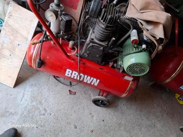 Brown compressor 80 liter nieuwstaat en andere 100 liter, Enlèvement ou Envoi