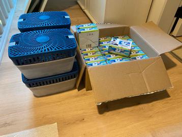4 x Bison Vochtvreter bakjes + 24 navullingen van 450 gr beschikbaar voor biedingen