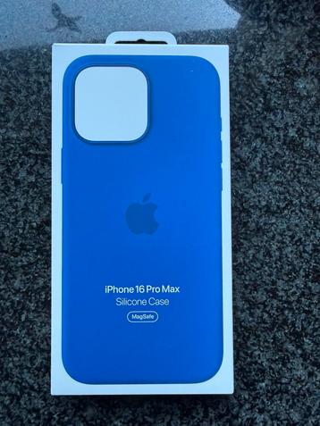 Iphone 16 pro max silicone case nieuw in doos beschikbaar voor biedingen