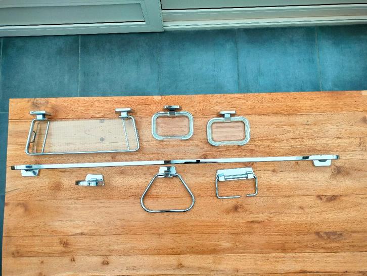 Accessoires de salle de bain Geesa /Grohe, Bricolage & Construction, Sanitaire, Autres types, Enlèvement