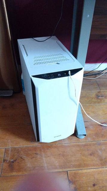 Gaming PC, Ryzen 5, 6700 XT beschikbaar voor biedingen