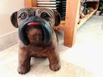 Statue de chien. Bois, sculpté main, Bulldog. Pèse 2,820 kg, Enlèvement ou Envoi