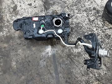 BRANDSTOFTANK Audi A3 Sportback (8YA) (5WA201021CD) beschikbaar voor biedingen