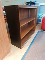 Zeer stevige boekenkast 120 lang,105 hoog, 38.5 diep, Huis en Inrichting, Kasten | Boekenkasten, Ophalen, Gebruikt