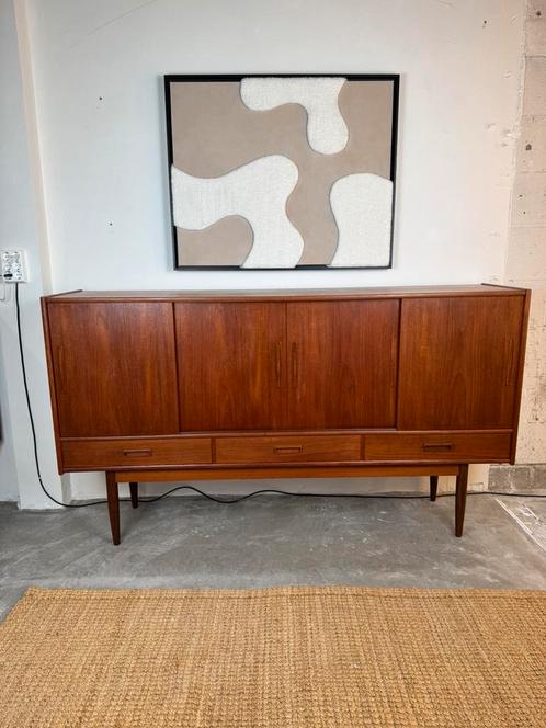 Danish Teak Sideboard with Bar Section, Huis en Inrichting, Kasten | Dressoirs, Gebruikt, Teakhout, Ophalen