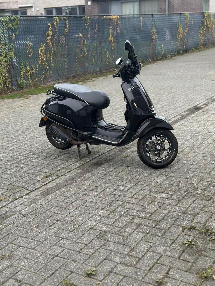 Vespa Sprint 187CC, Fietsen en Brommers, Scooters | Vespa, Ophalen