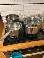Set van 3 Metalen Kookpotten met 2 Deksels, Huis en Inrichting, Keuken | Potten en Pannen, Ophalen, Zo goed als nieuw, Glas, Pannenset