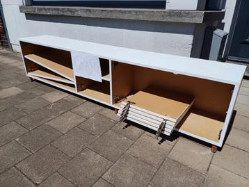 Tv-meubel - kast: GRATIS beschikbaar voor biedingen