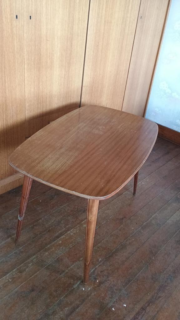 Table basse allongée ovale vintage design nordique, Huis en Inrichting, Tafels | Salontafels, Gebruikt, 50 tot 75 cm, 50 tot 100 cm