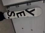 Snowboard YES. + accessoires, Sport en Fitness, Snowboarden, Ophalen, Zo goed als nieuw, Board