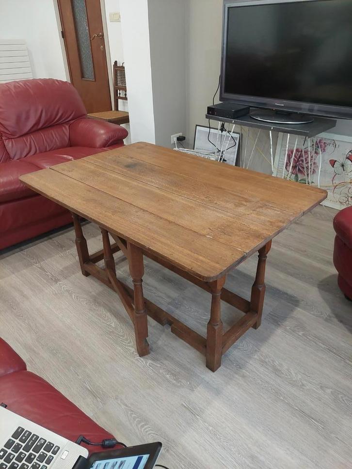 Antieke hangoor-salontafel in massieve eik, Antiek en Kunst, Antiek | Meubels | Tafels, Ophalen