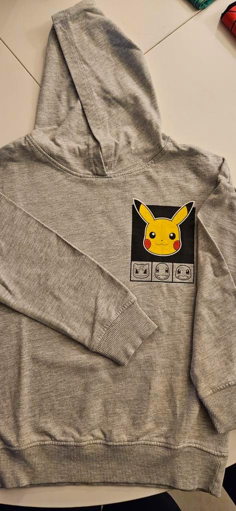 Pakketje jongens t shirts en longsleeves pokemon, Enfants & Bébés, Vêtements enfant | Taille 128, Comme neuf, Garçon, Chemise ou À manches longues
