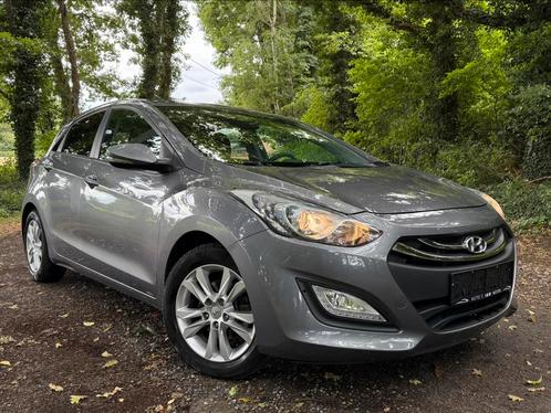 Hyundai i30 Move 2014 1.4i Benzine, Auto's, Hyundai, Particulier, i30, ABS, Airbags, Airconditioning, Alarm, Bluetooth, Boordcomputer