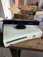 Xbox 360 2 manettes knect et 47 jeux, Enlèvement, Utilisé, Avec 2 manettes, Avec jeux