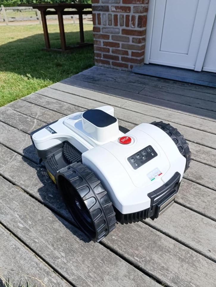 AMBROGIO 4.00 =  2200m2  6jaar Garantie = -35% korting!!, Tuin en Terras, Robotmaaiers, Nieuw, 20 tot 25 cm, Met regensensor, Ophalen of Verzenden