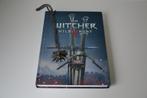 The Witcher wild hunt strategy guide boek met ketting, Ophalen of Verzenden, Zo goed als nieuw