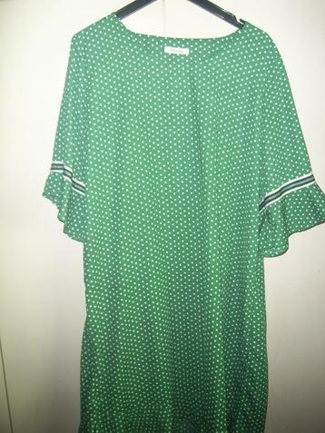 4 belles robes de paprika comme neuves;: prix pour une beschikbaar voor biedingen