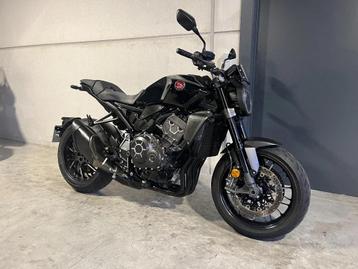 Honda CB1000R black edition (BTW moto)