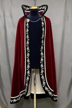 Prinsencape bordeauxrood met zwarte kraag en rand, ZGAN, Enlèvement ou Envoi, Comme neuf, Taille 52/54 (L), Vêtements